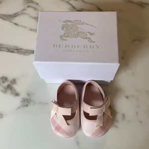 Pink Burberry crib shoes